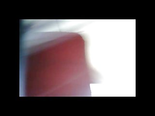 性感的黑发混蛋在她的车